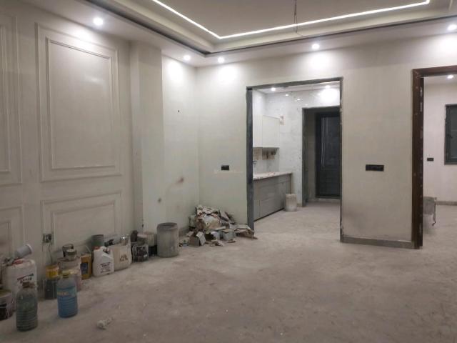 3 BHK Independent Builder Floor in GTB Nagar for resale North West Delhi. The reference number is 17272055