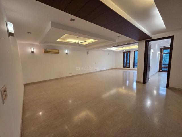 3 BHK Independent Builder Floor in Gulmohar Park for resale New Delhi. The reference number is 20406321