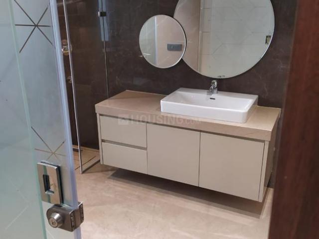 3 BHK Independent Builder Floor in Gautam Nagar for resale New Delhi. The reference number is 20112597