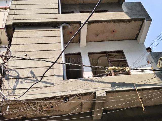 3 BHK Independent Builder Floor in Govindpuram for resale Ghaziabad. The reference number is 19961056