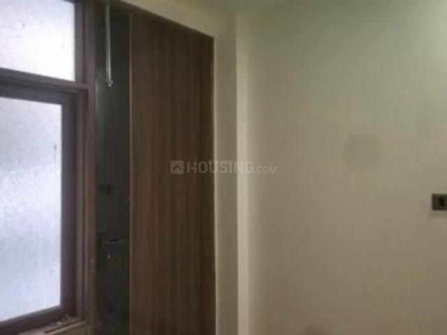3 BHK Independent Builder Floor in Govindpuri for rent New Delhi. The reference number is 21000606