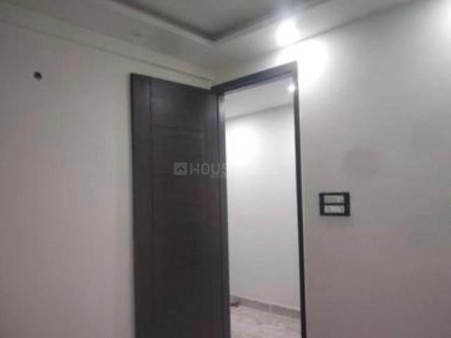 3 BHK Independent Builder Floor in Govindpuri for resale New Delhi. The reference number is 16133240