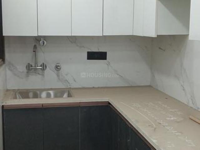 3 BHK Independent Builder Floor in Govindpuri for resale New Delhi. The reference number is 18967045
