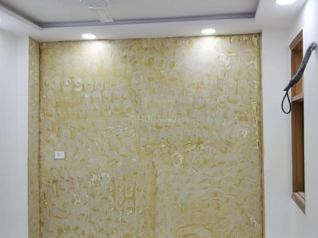3 BHK Independent Builder Floor in Govindpuri for resale New Delhi. The reference number is 19747643