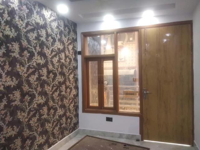 3 BHK Independent Builder Floor in Govindpuri for resale New Delhi. The reference number is 20584881