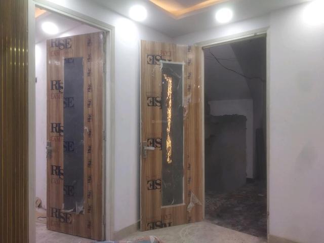 3 BHK Independent Builder Floor in Govindpuri for resale New Delhi. The reference number is 20584892