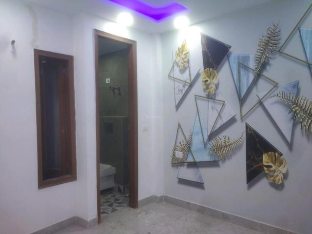 3 BHK Independent Builder Floor in Govindpuri for resale New Delhi. The reference number is 20584897