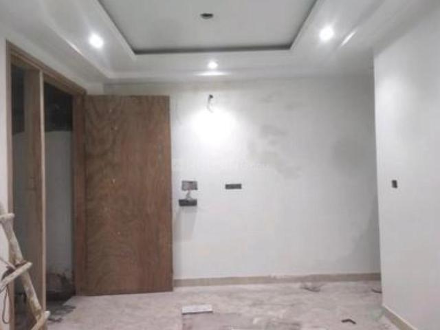 3 BHK Independent Builder Floor in Govindpuri for resale New Delhi. The reference number is 20946356