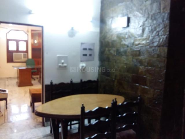 3 BHK Independent Builder Floor in Greater Kailash for resale New Delhi. The reference number is 20739294