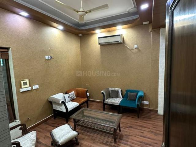 3 BHK Independent Builder Floor in Greater Kailash I for rent New Delhi. The reference number is 17734656