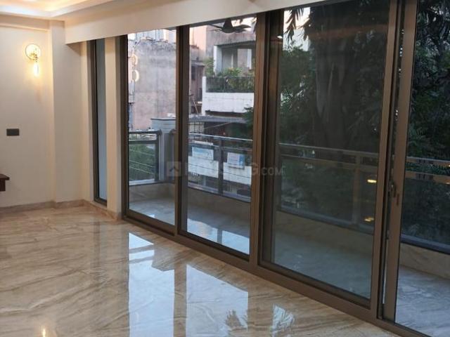 3 BHK Independent Builder Floor in Greater Kailash I for rent New Delhi. The reference number is 20104411