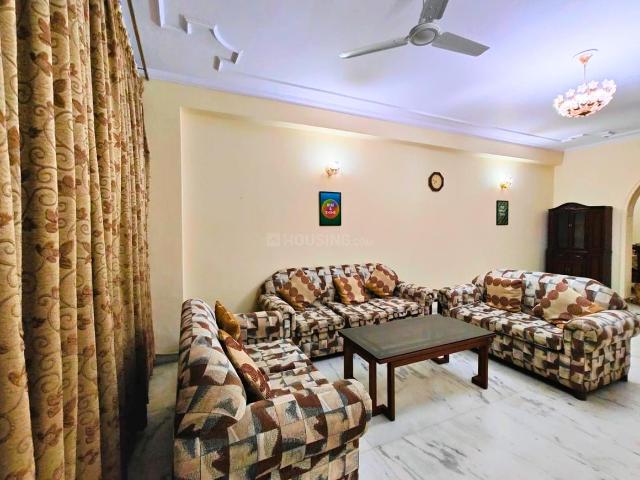 3 BHK Independent Builder Floor in Greater Kailash I for rent New Delhi. The reference number is 20428986