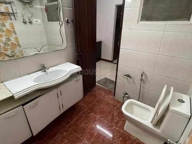 3 BHK Independent Builder Floor in Greater Kailash I for rent New Delhi. The reference number is 20625693