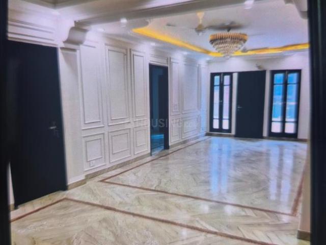 3 BHK Independent Builder Floor in Greater Kailash I for resale New Delhi. The reference number is 17334088
