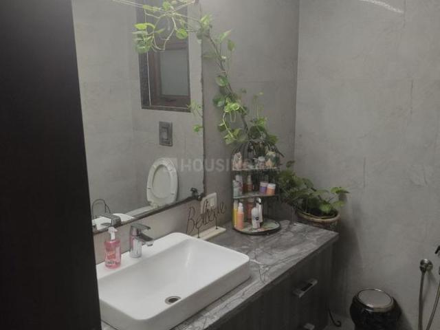 3 BHK Independent Builder Floor in Greater Kailash I for resale New Delhi. The reference number is 18849829