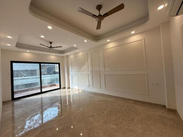 3 BHK Independent Builder Floor in Greater Kailash I for resale New Delhi. The reference number is 19075030