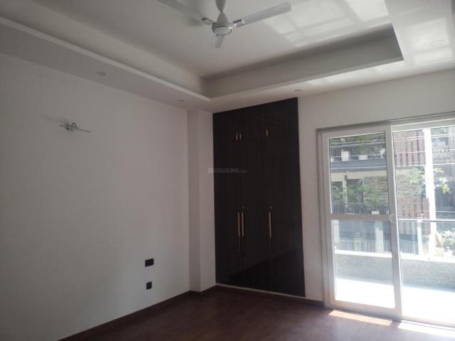 3 BHK Independent Builder Floor in Greater Kailash I for resale New Delhi. The reference number is 19344957
