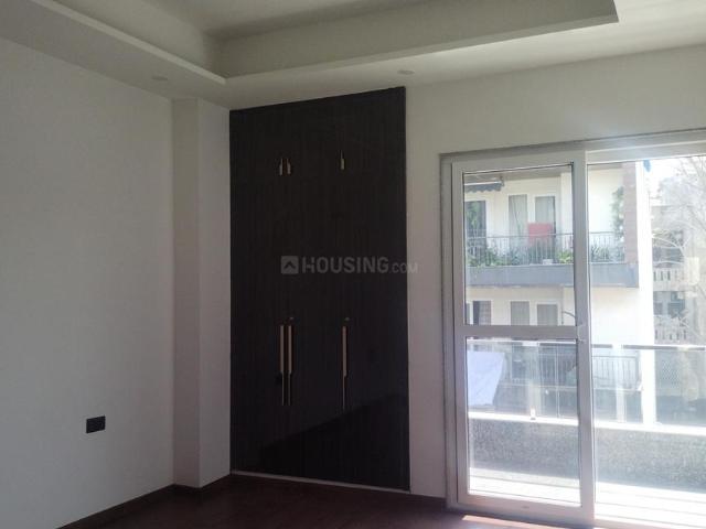 3 BHK Independent Builder Floor in Greater Kailash I for resale New Delhi. The reference number is 19345188