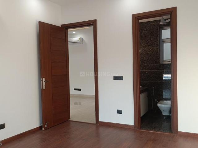 3 BHK Independent Builder Floor in Greater Kailash I for resale New Delhi. The reference number is 19583996