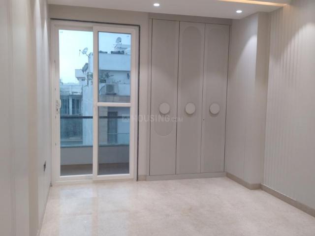3 BHK Independent Builder Floor in Greater Kailash I for resale New Delhi. The reference number is 19852627