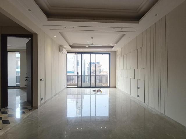 3 BHK Independent Builder Floor in Greater Kailash I for resale New Delhi. The reference number is 20046055