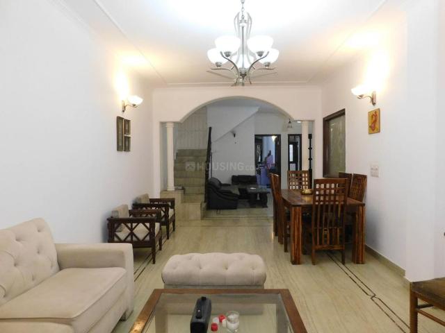 3 BHK Independent Builder Floor in Greater Kailash I for resale New Delhi. The reference number is 20663191