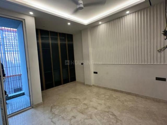 3 BHK Independent Builder Floor in Greater Kailash I for resale New Delhi. The reference number is 20678274