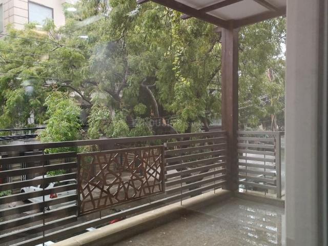 3 BHK Independent Builder Floor in Greater Kailash II for rent New Delhi. The reference number is 20390704