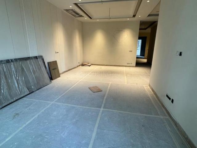 3 BHK Independent Builder Floor in Greater Kailash II for resale New Delhi. The reference number is 19940119