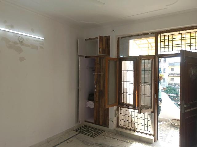 3 BHK Independent Builder Floor in Green Field Colony for resale Faridabad. The reference number is 19582174