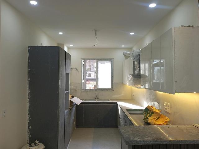 3 BHK Independent Builder Floor in Green Field Colony for resale Faridabad. The reference number is 19640977