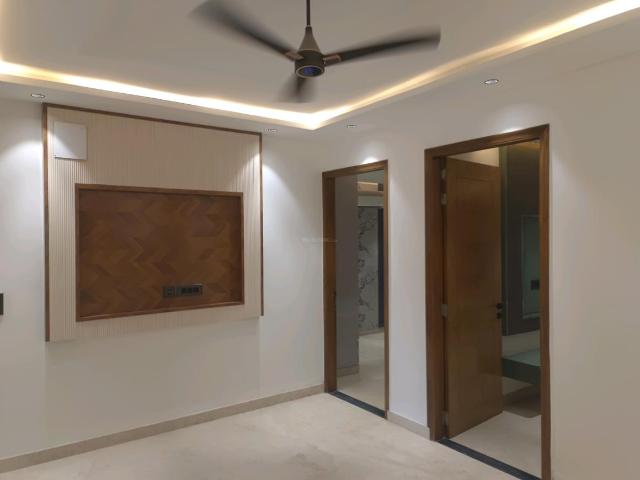 3 BHK Independent Builder Floor in Green Field Colony for resale Faridabad. The reference number is 19640984