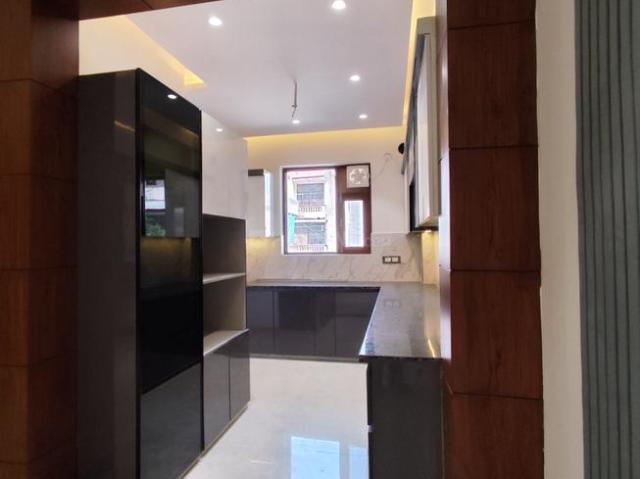3 BHK Independent Builder Floor in Green Field Colony for resale Faridabad. The reference number is 20085885