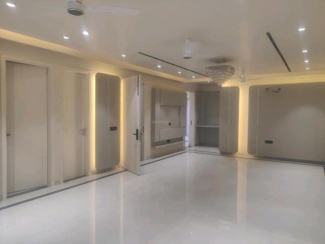 4 BHK Independent Builder Floor in Green Field Colony for resale Faridabad. The reference number is 20409408
