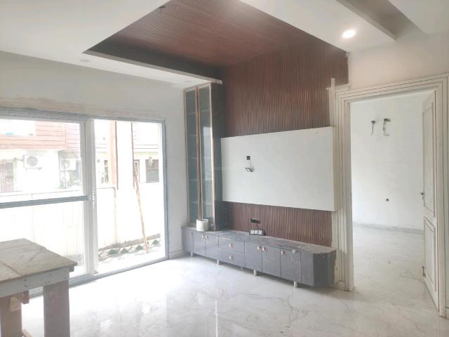 3 BHK Independent Builder Floor in Green Field Colony for resale Faridabad. The reference number is 20755627