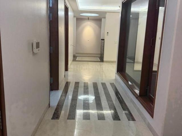 3 BHK Independent Builder Floor in Green Park Extension for rent New Delhi. The reference number is 20772976