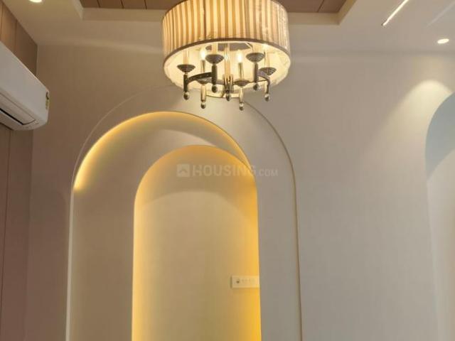 3 BHK Independent Builder Floor in Green Park for resale New Delhi. The reference number is 20557445