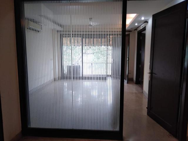 3 BHK Independent Builder Floor in Green Park for resale New Delhi. The reference number is 20249651
