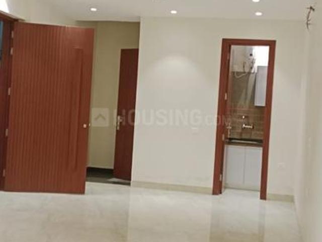 3 BHK Independent Builder Floor in Green Park for resale New Delhi. The reference number is 20294745