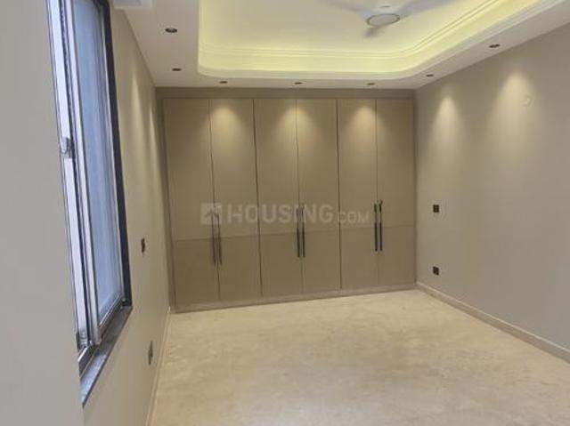 3 BHK Independent Builder Floor in Green Park for resale New Delhi. The reference number is 20398326