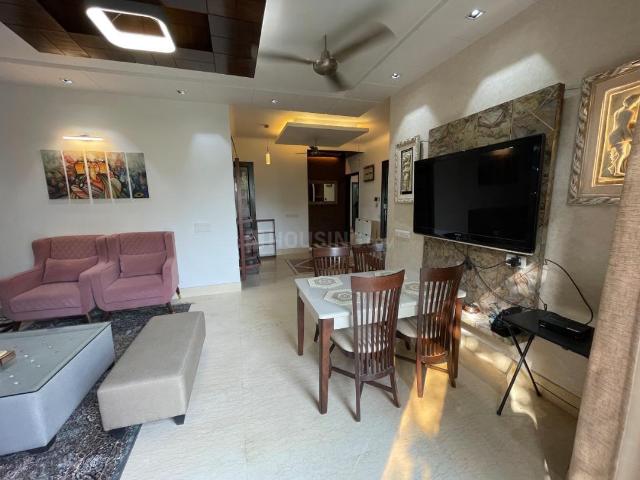 3 BHK Independent Builder Floor in Hauz Khas for rent New Delhi. The reference number is 15637306