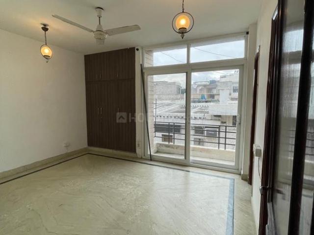 3 BHK Independent Builder Floor in Hauz Khas for rent New Delhi. The reference number is 20456552