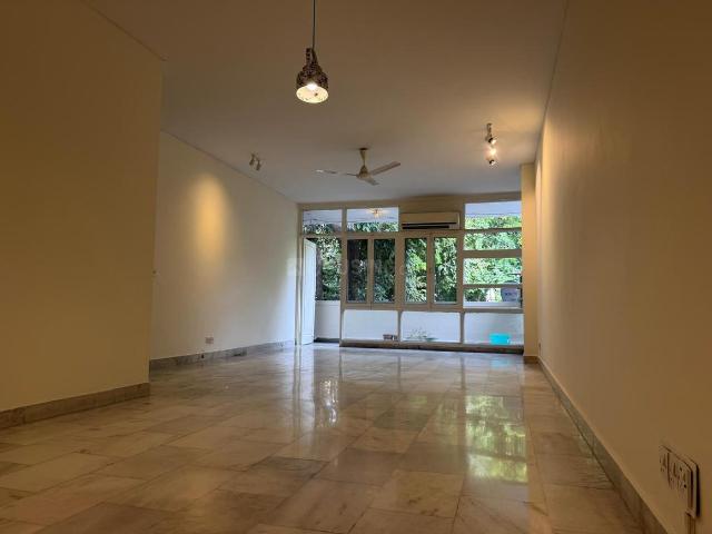 3 BHK Independent Builder Floor in Hauz Khas for rent New Delhi. The reference number is 20756183