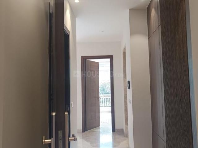 3 BHK Independent Builder Floor in Hauz Khas for resale New Delhi. The reference number is 20143545