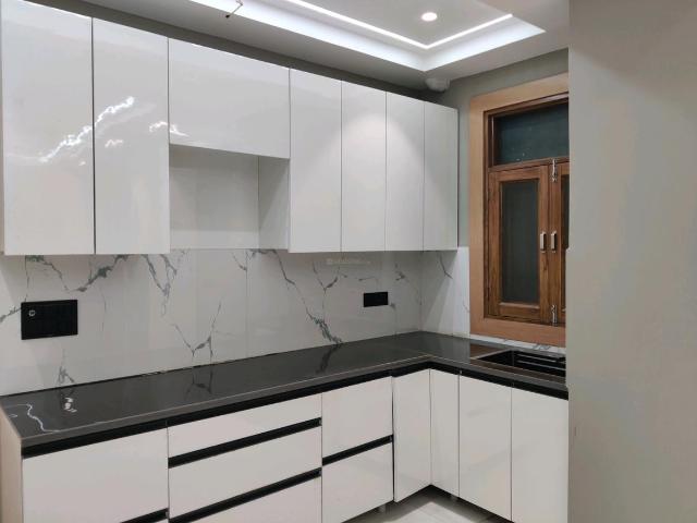 3 BHK Independent Builder Floor in Indirapuram for resale Ghaziabad. The reference number is 19001729