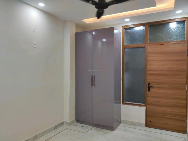 3 BHK Independent Builder Floor in Indirapuram for resale Ghaziabad. The reference number is 19846166