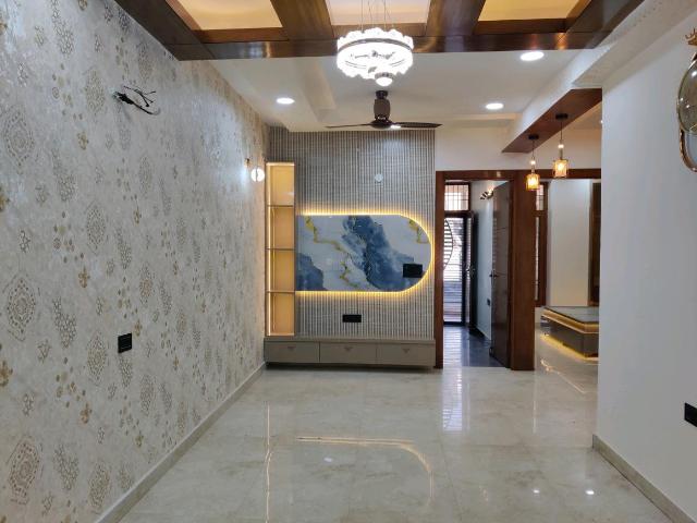 3 BHK Independent Builder Floor in Indirapuram for resale Ghaziabad. The reference number is 19882091