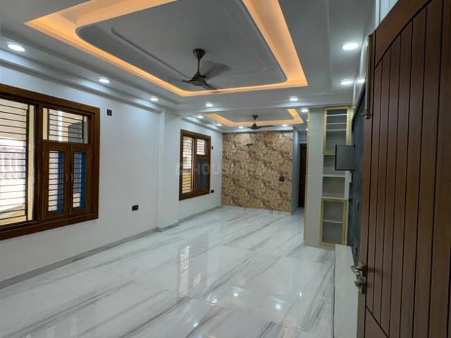 3 BHK Independent Builder Floor in Indirapuram for resale Ghaziabad. The reference number is 20232782
