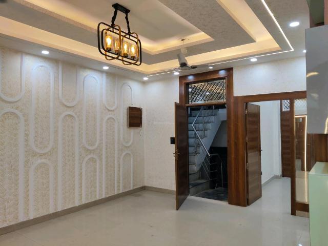 3 BHK Independent Builder Floor in Indirapuram for resale Ghaziabad. The reference number is 20278477