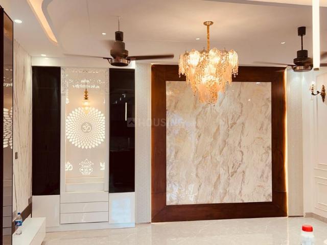 3 BHK Independent Builder Floor in Indirapuram for resale Ghaziabad. The reference number is 20701221